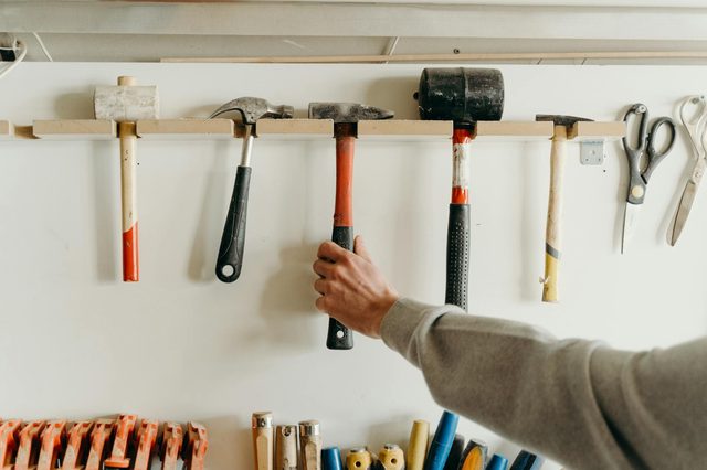 7 Best Tools to Find Low-Competition Keywords