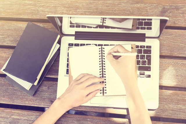 7 Headline Writing Tips for Your Digital Content - Boost CTR and Engagement