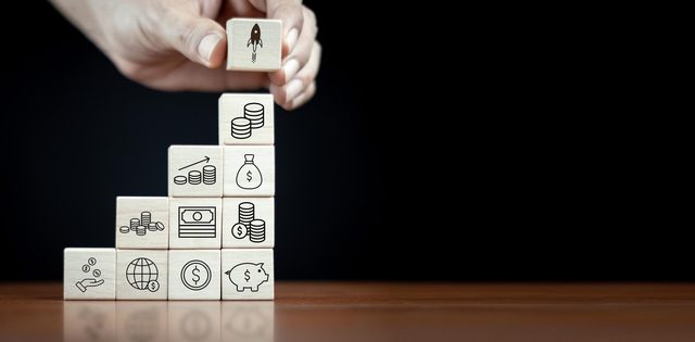 7 Key Stages of the Product Management Lifecycle
