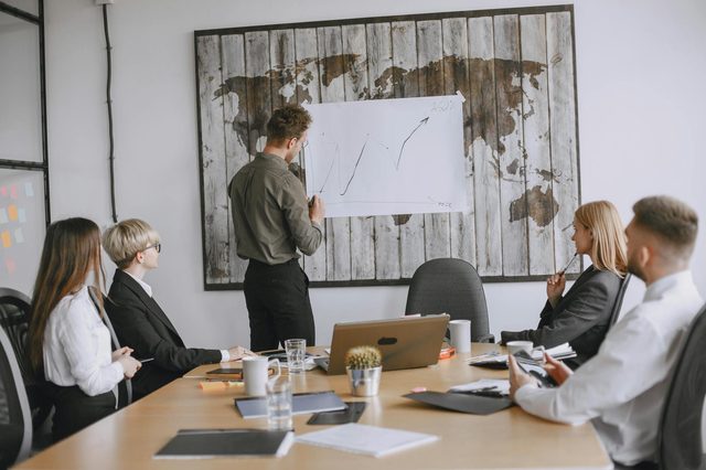 80 Employee Onboarding Statistics You Should Know in 2026