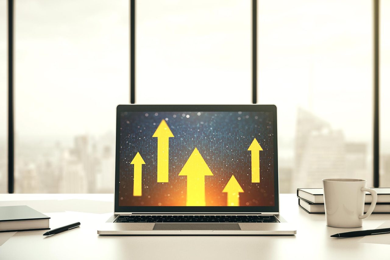 A Guide to AI Conversion Rate Optimization for the Highest ROI
