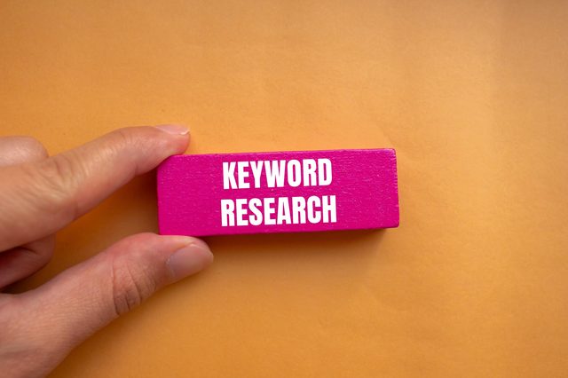 Branding vs Marketing vs Advertising - Key Differences &amp