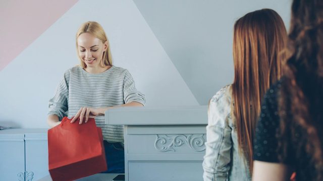 Customer Centricity - A Practical Guide to Putting Customers First