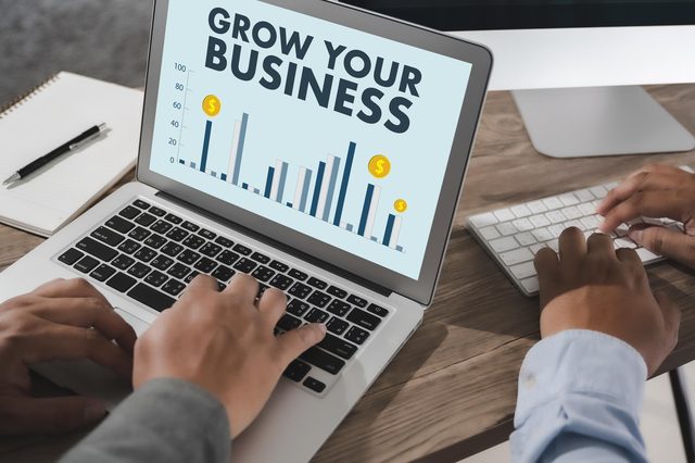 Growing a Digital Marketing Agency - 9 Effective Tips from Experts