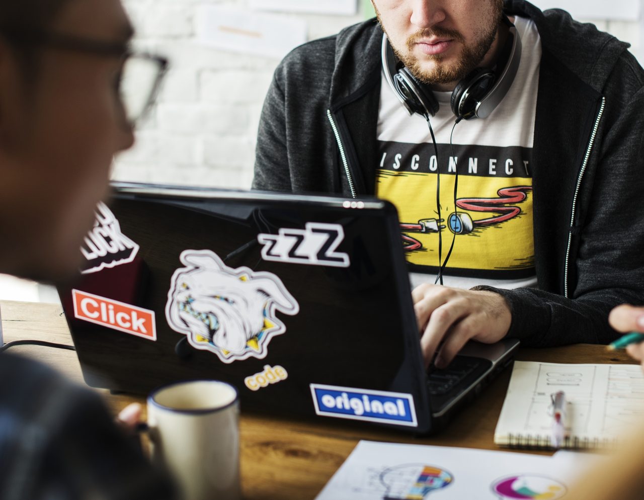 How to Create Viral Ads with JSON Prompts Using Google VEO 3
