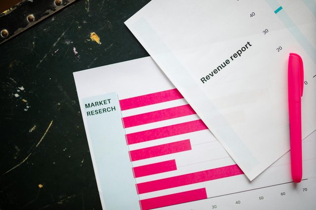 How To Do Competitor Analysis - The 2026 Guide for Research-Driven Growth