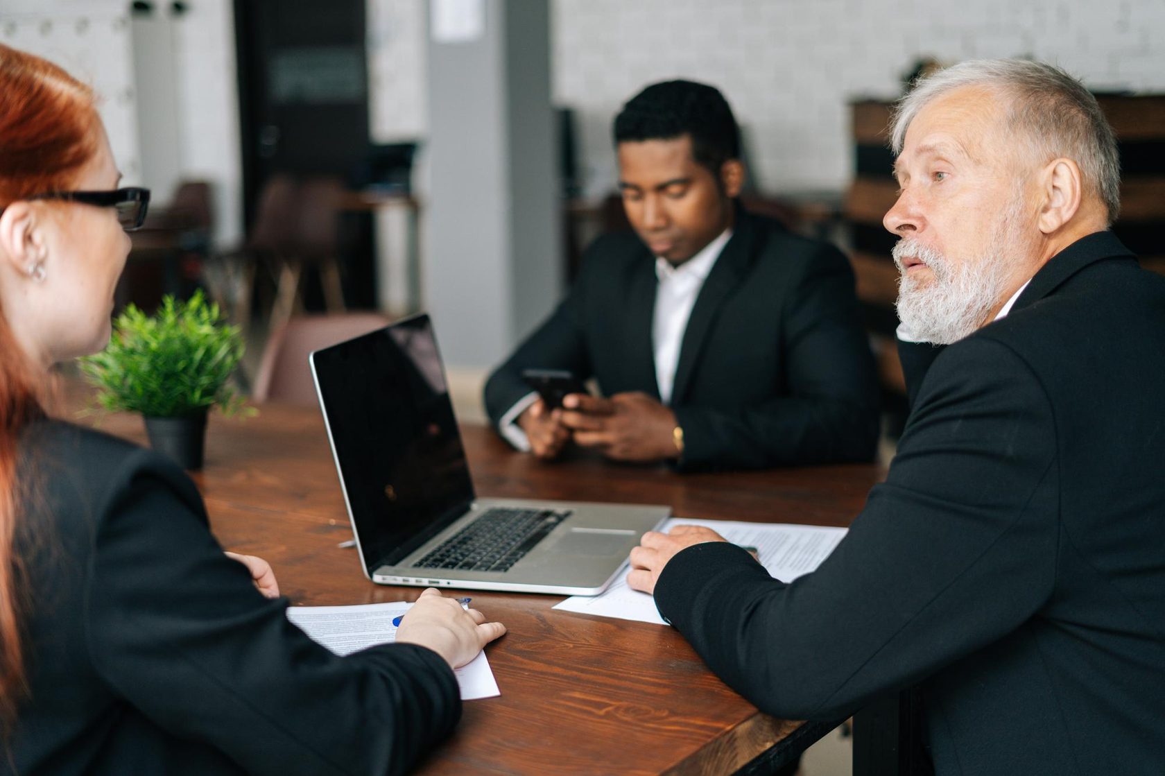 How to Legally Onboard a Co-Founder: Equity, IP, and Vesting Agreements Explained