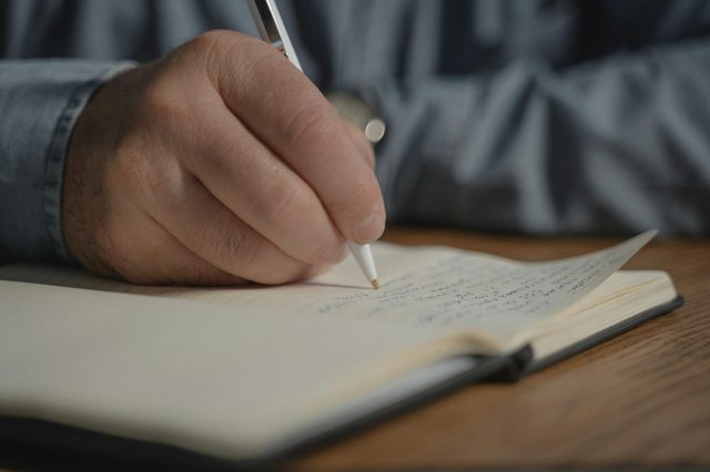 How to Write a Listicle - A Step-by-Step Guide to Engaging List Posts