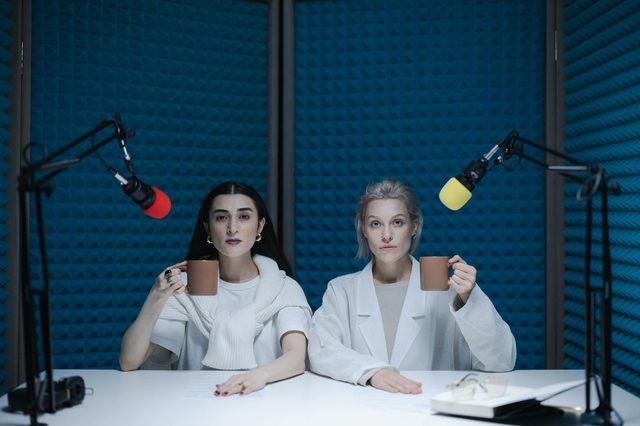 Podcast Show Notes Template - How to Write Notes That Drive SEO, AI Discovery, and Conversions