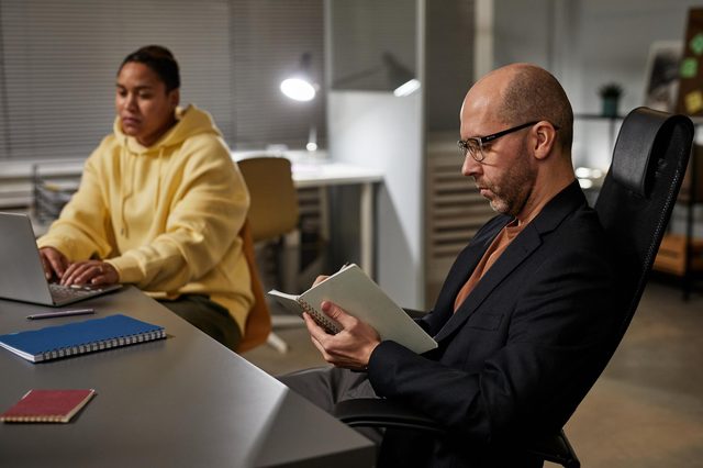 Freelancers vs. Employees: Legal Risks for Startups with Flexible Teams