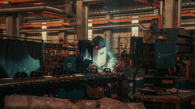 The Complete Guide to SEO for Manufacturers - Strategies &amp