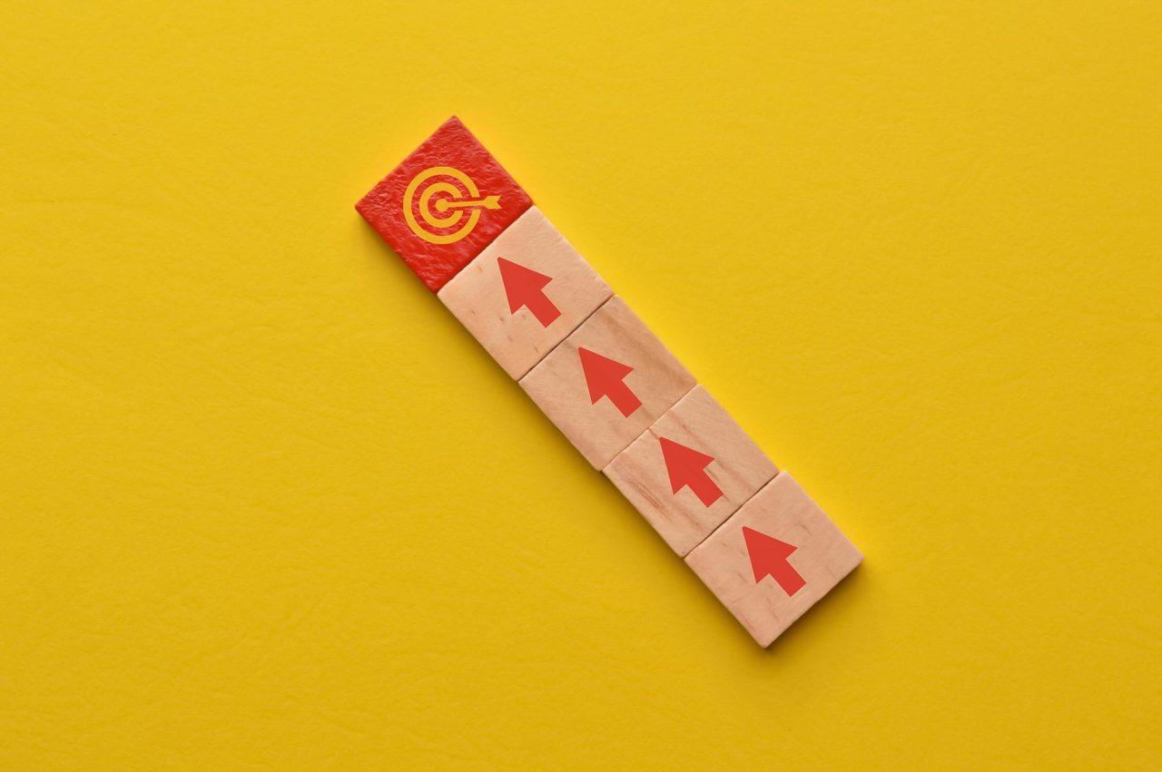 Zomato's Growth Strategy - Key Lessons for Food Startups