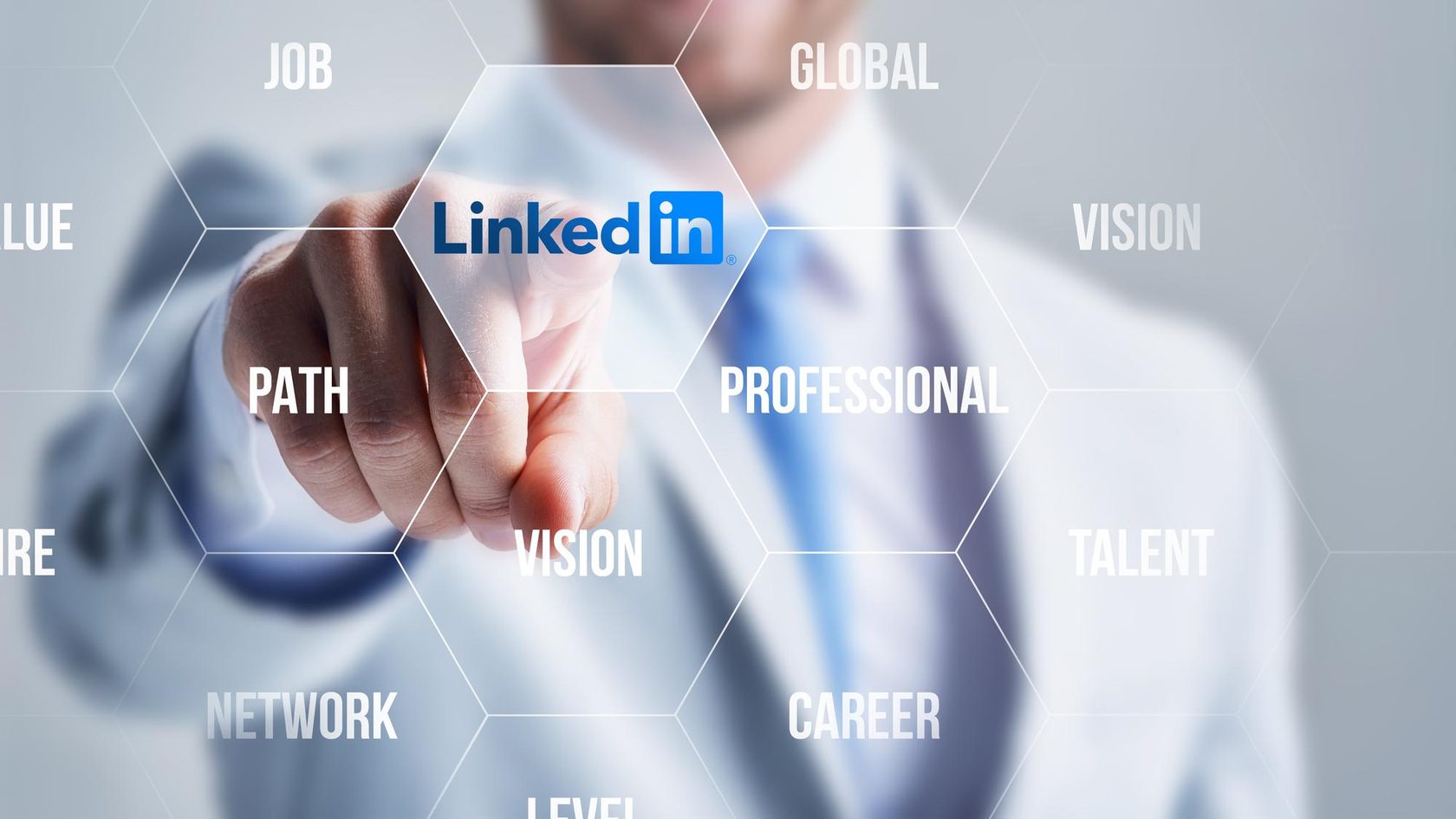7 AI-инструментов LinkedIn для повышения охвата и вовлеченности в 2026 году