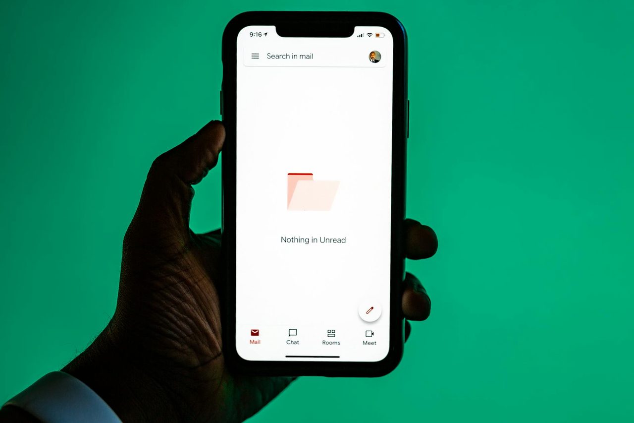ChatGPT и Midjourney для CRM и email-маркетинга — Инструкции и промпты