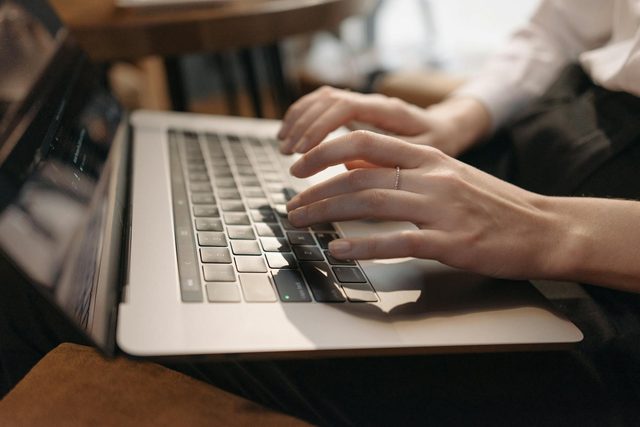 Эффективное использование расширений браузера для SEO: Инструменты для анализа веб-сайтов