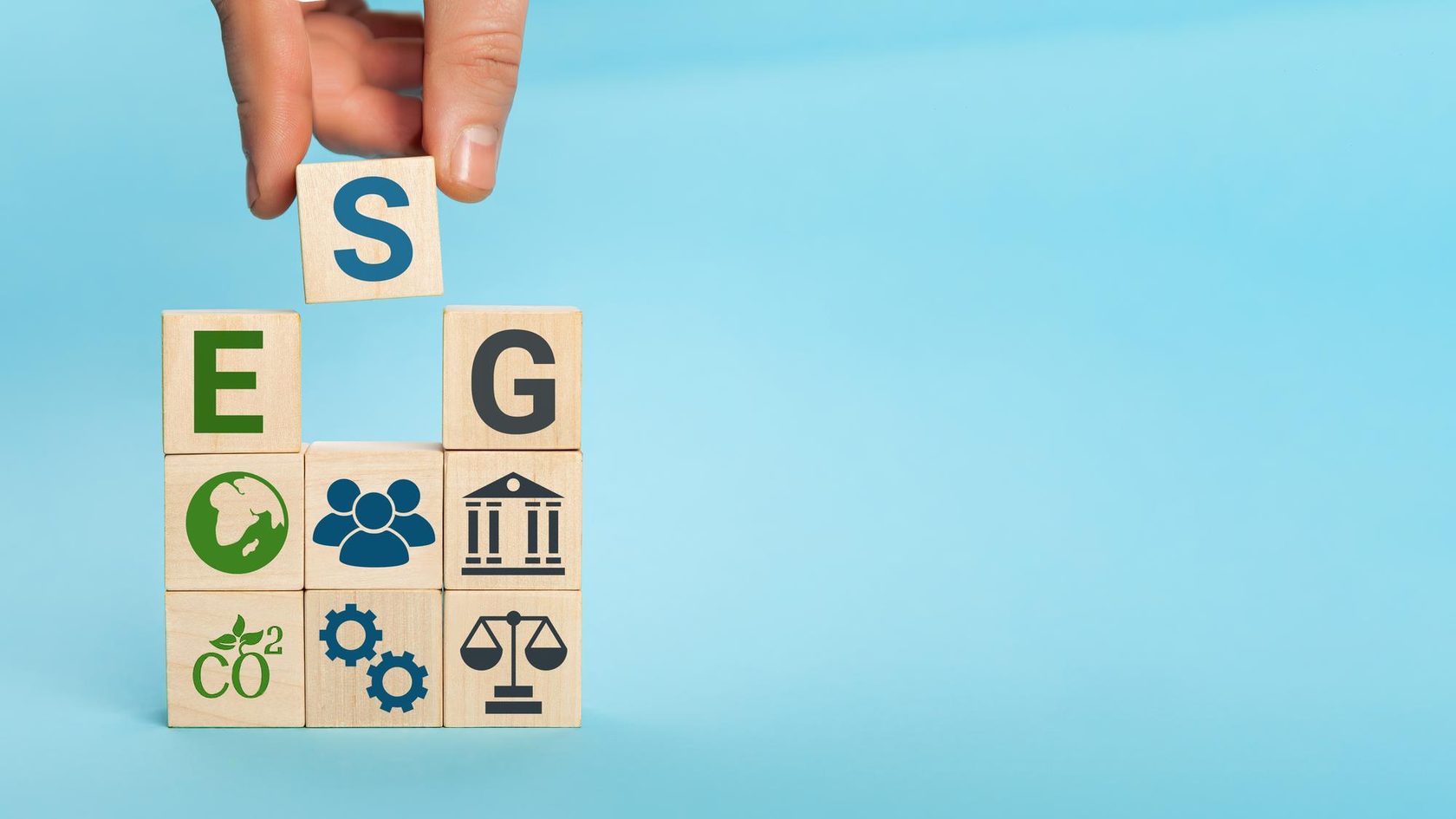 Соответствие ESG для маркетплейсов: Что юридическим командам следует отслеживать в 2026 году