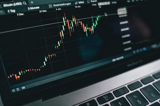 Меняется ли рынок труда SEO? Ключевые тенденции и последствия