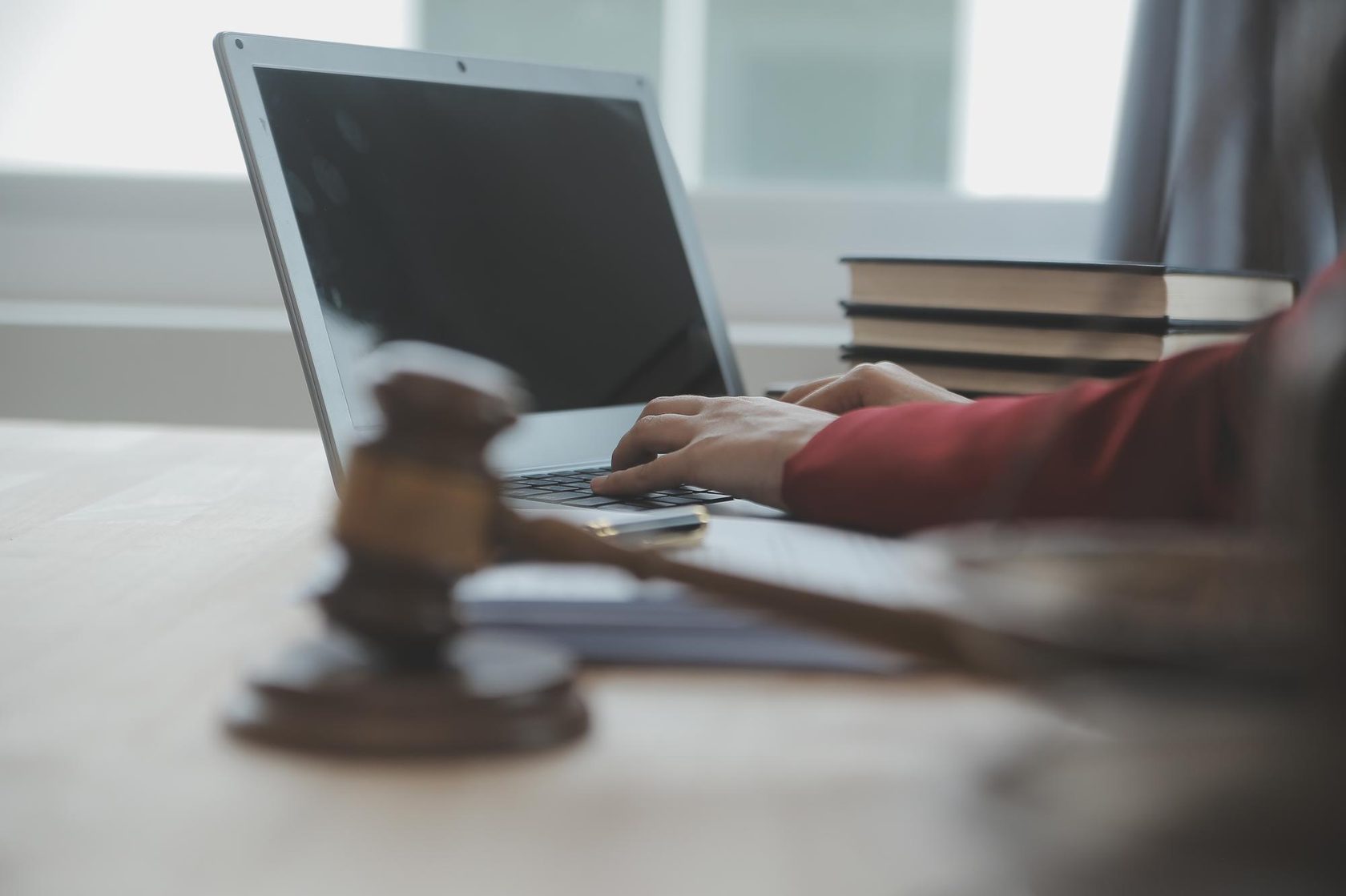 Политики удаленной работы: Что по закону вы обязаны включить