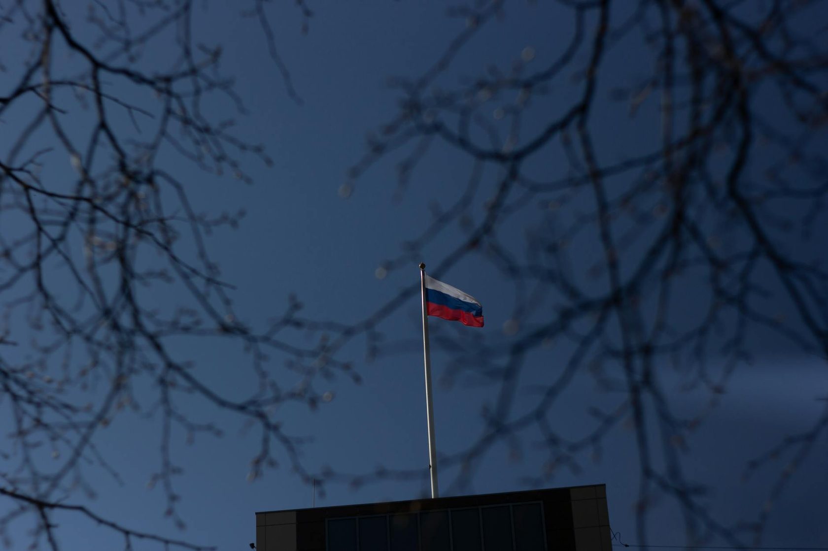 Россию захлестнула волна отставок из мести