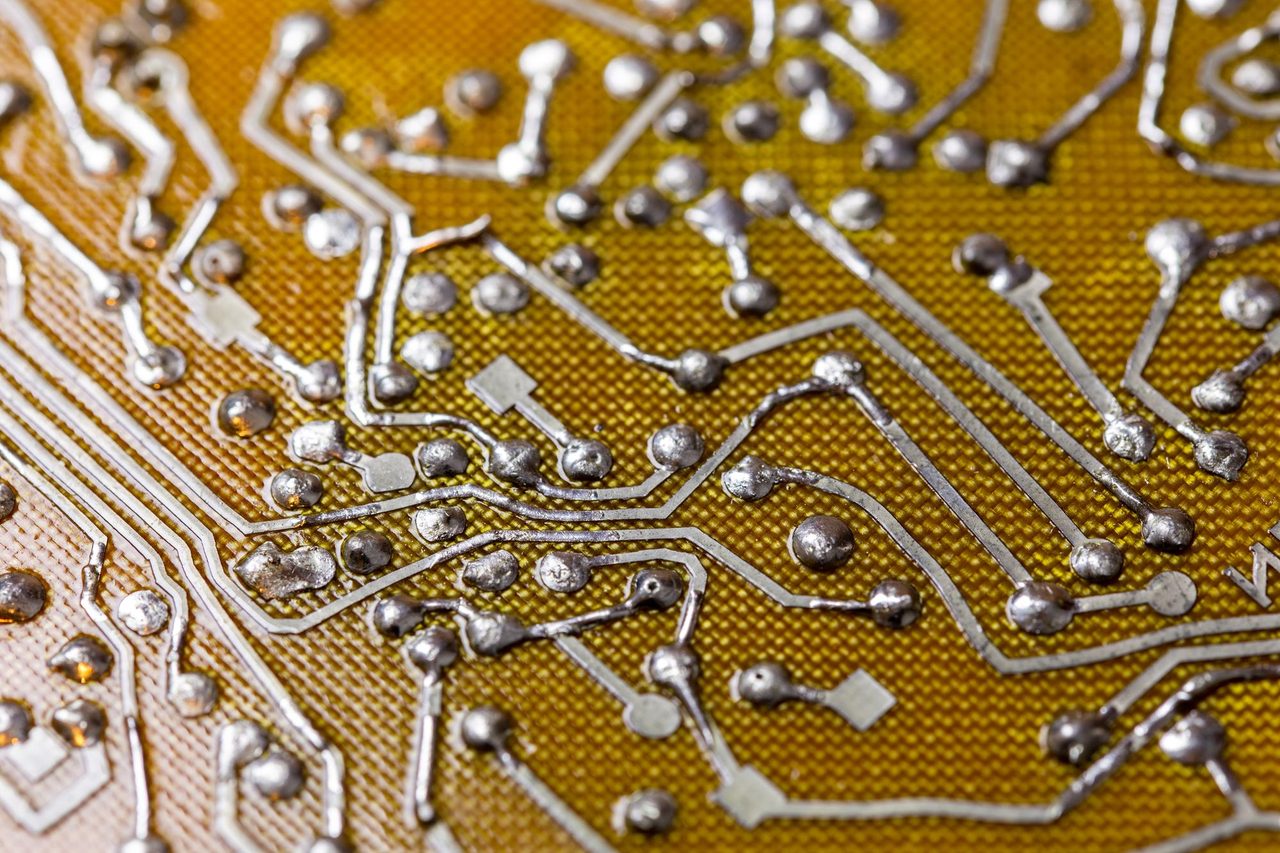 Что такое электронный микрочип Louis Vuitton? Объяснение RFID-чипа