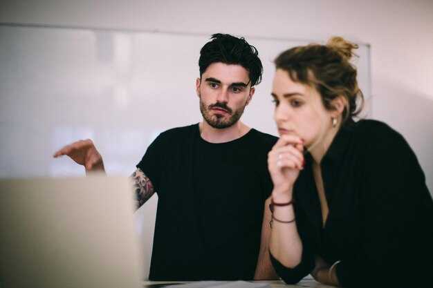 Craft concise, click-ready answers to capture snippets