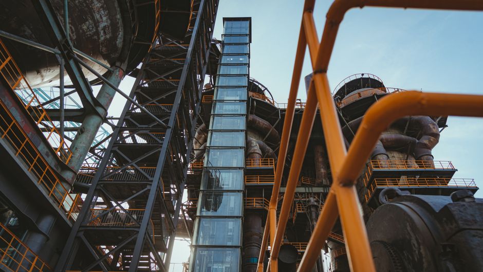 What is a Vertical Marketing System (VMS)? Definition & Benefits
