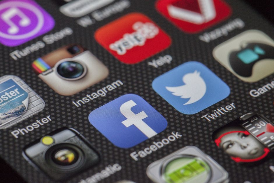 Social Media Tools Comparison: Best Tools for 2025