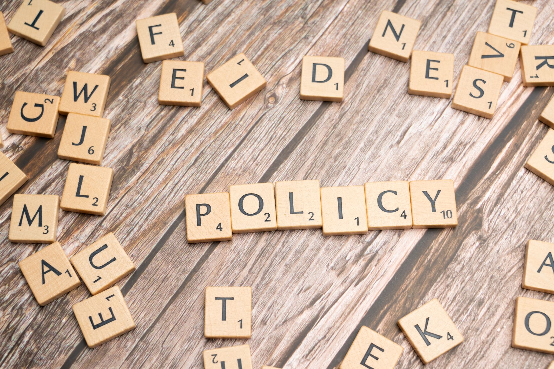 Управління продуктом за PRIIPs та MiFID II: Забезпечення дотримання та захист інвесторів