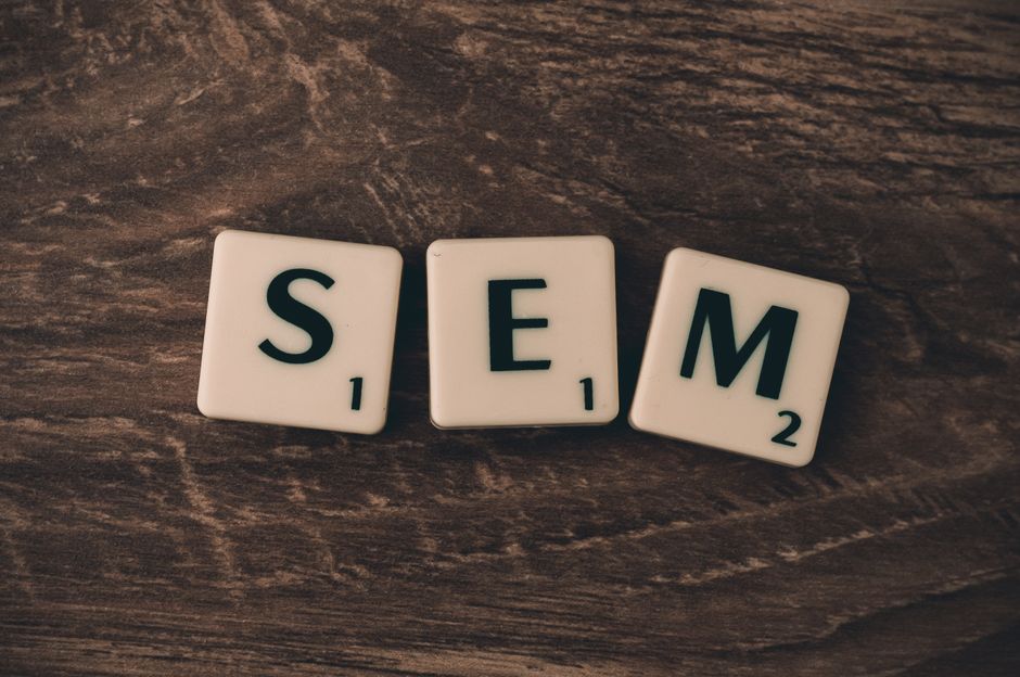 Set up measurement: UTM tags, conversion events, and attribution for Reddit marketing