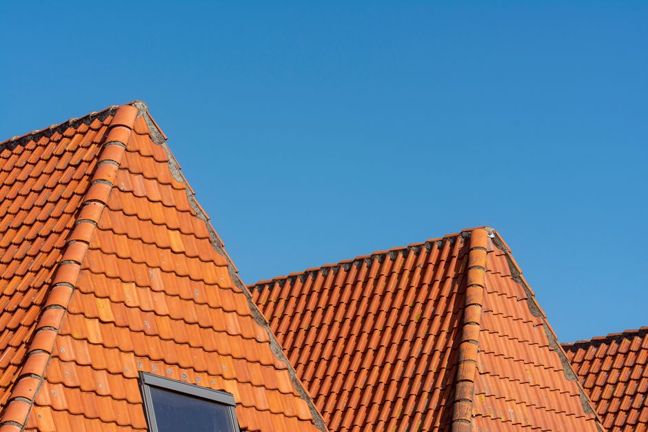 On-Page SEO for Roofing: Optimize Titles, Headers, Schema, and Conversion Paths