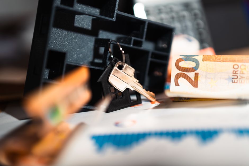 Measuring success: ROAS steps and cross-channel attribution