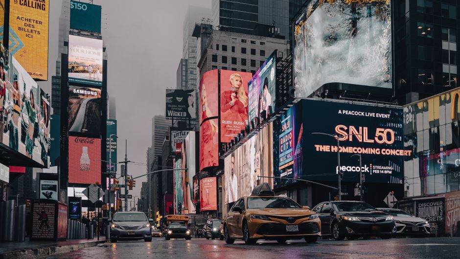 The Best Advertisements of All Time: Top 19 Iconic Campaigns Across Media