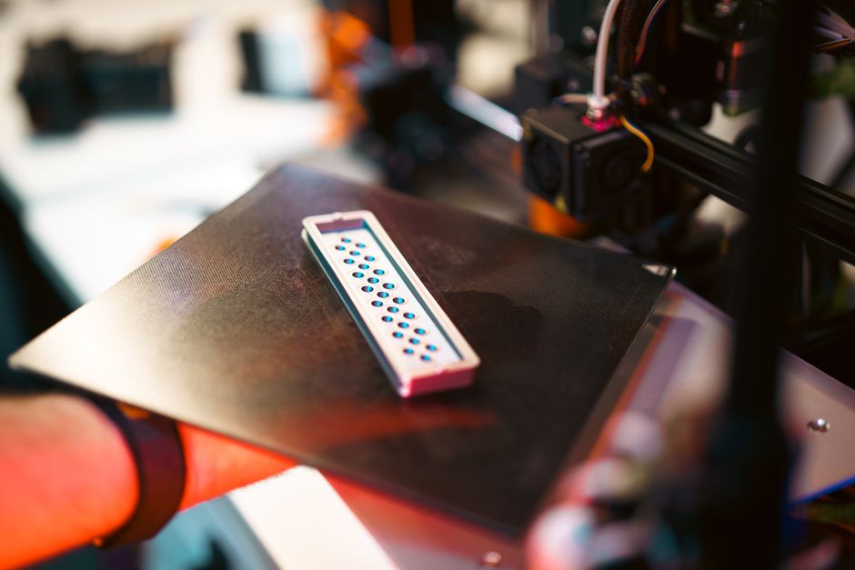 Manufacturing: Real-time machine monitoring to cut downtime