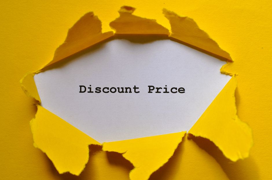 How to forecast ROI from content: metrics, time horizon, and attribution