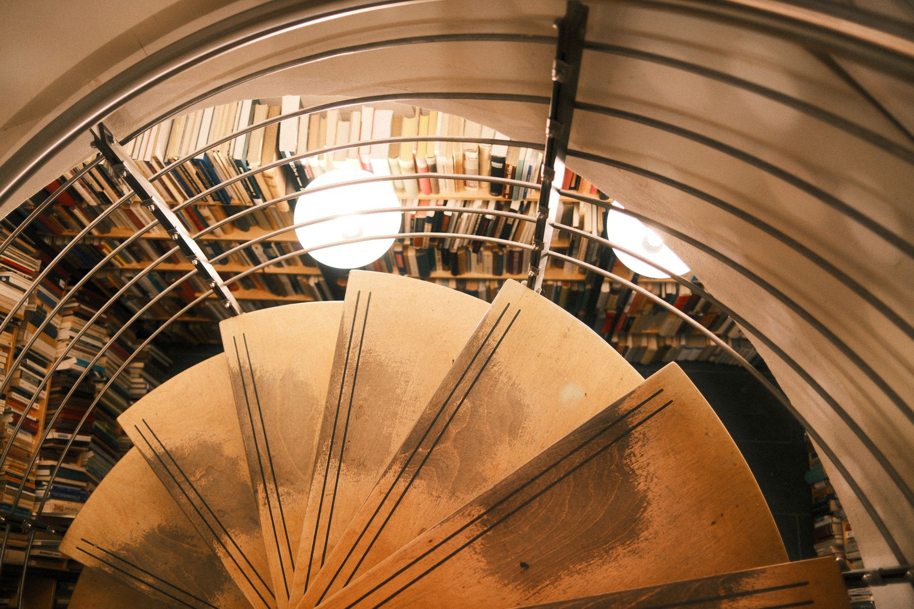 Best Ad Library Saving Tool - Save, Download, and Share Ad Libraries