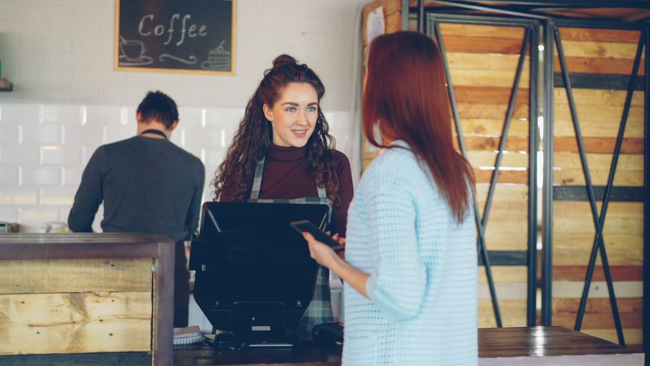 Raising the Bar on Retail Customer Experience - How Stellar Customer Support Can Help Raising the Bar on Retail Customer Experience: How Stellar Customer Support Can Help