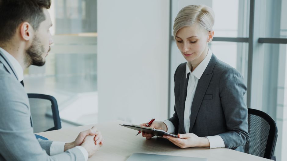 When to Hire an SEO Consultant and What to Expect: A Guide