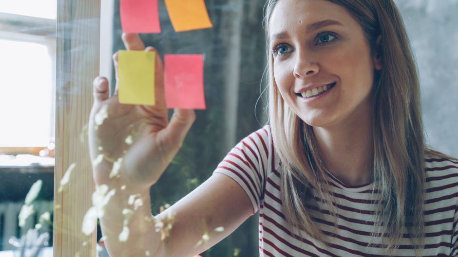 Define messaging that resonates with each persona and stage