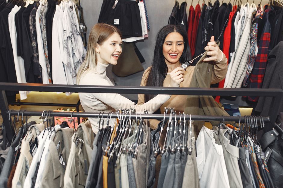 Evaluate promotional assets, affiliate portals, and link management tools