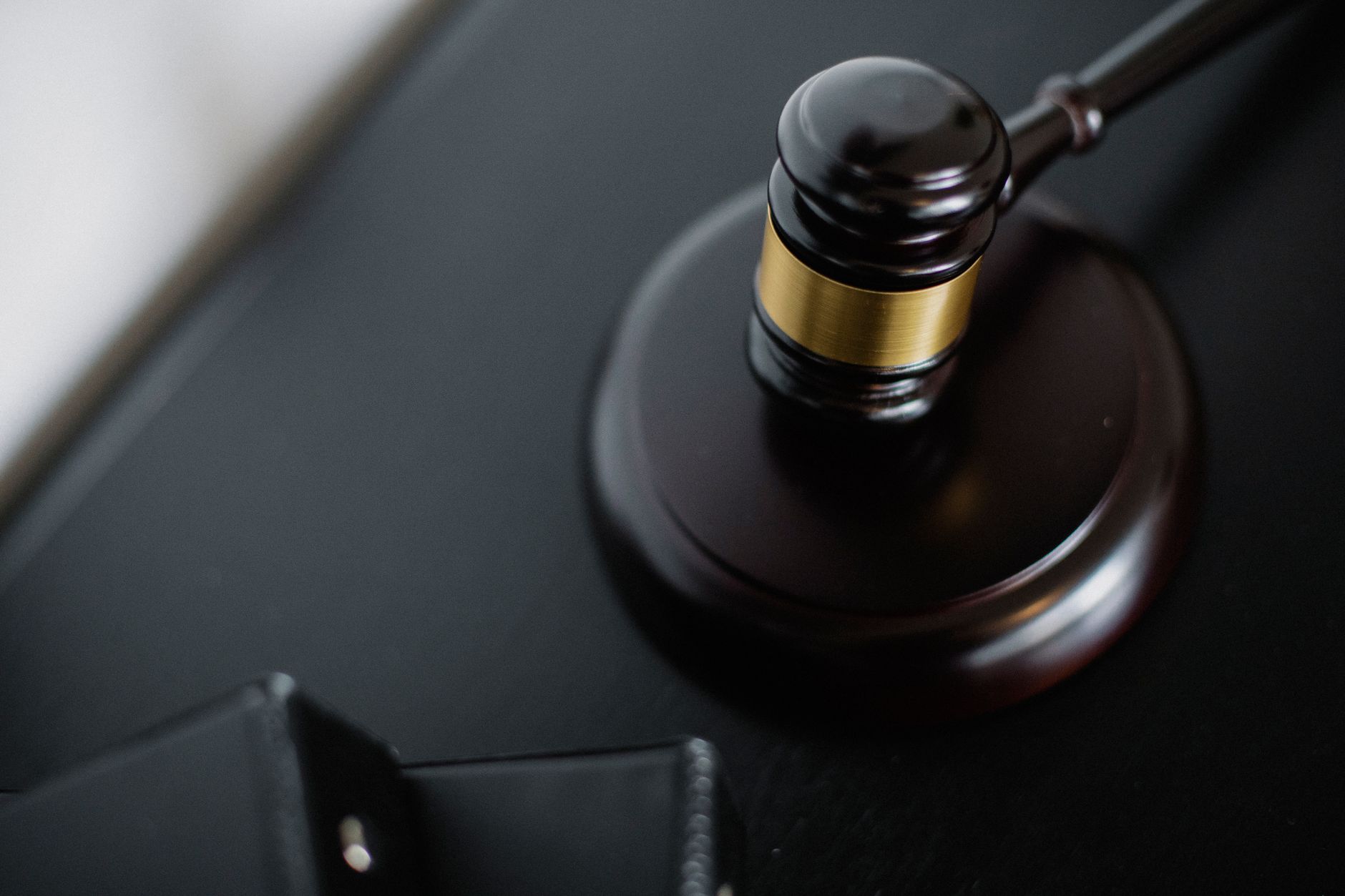Як Закон про цифрові послуги формує судові процеси проти платформ
