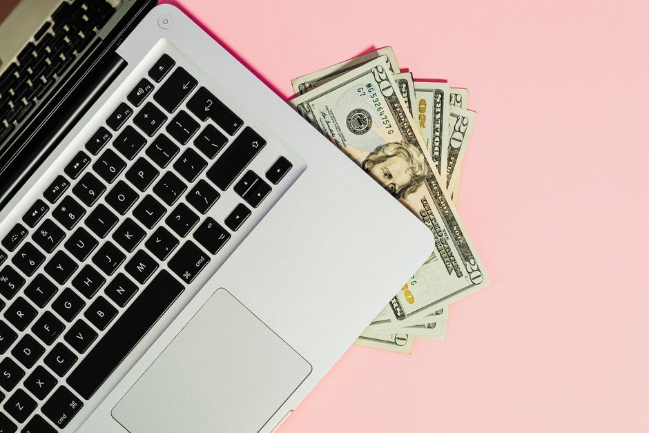 Develop and price a digital marketing course tailored to Indian learners