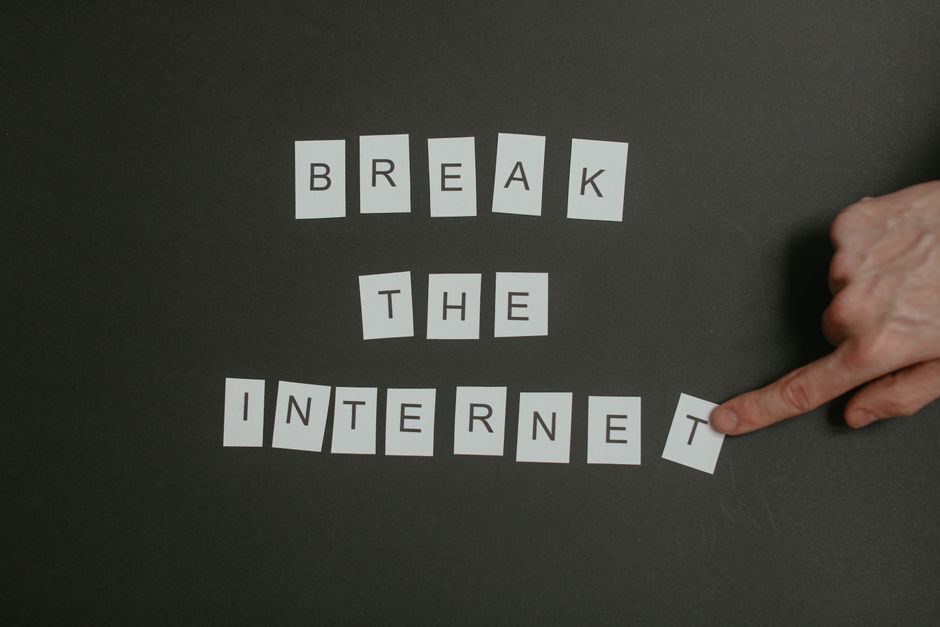 AI's Impact on Social Media - Top Trends and Predictions for 2025 AI's Impact on Social Media: Top Trends and Predictions for 2025
