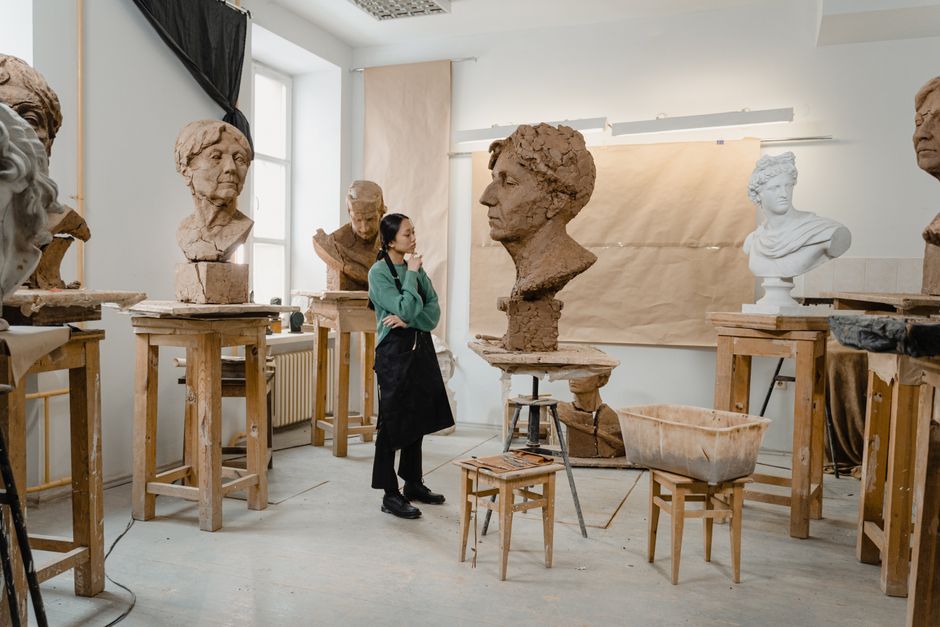 Prompts for Midjourney: A Practical Guide to Creating Stunning AI Art