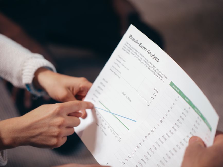 Update bookmarks when data, visuals, or pages change: a practical workflow
