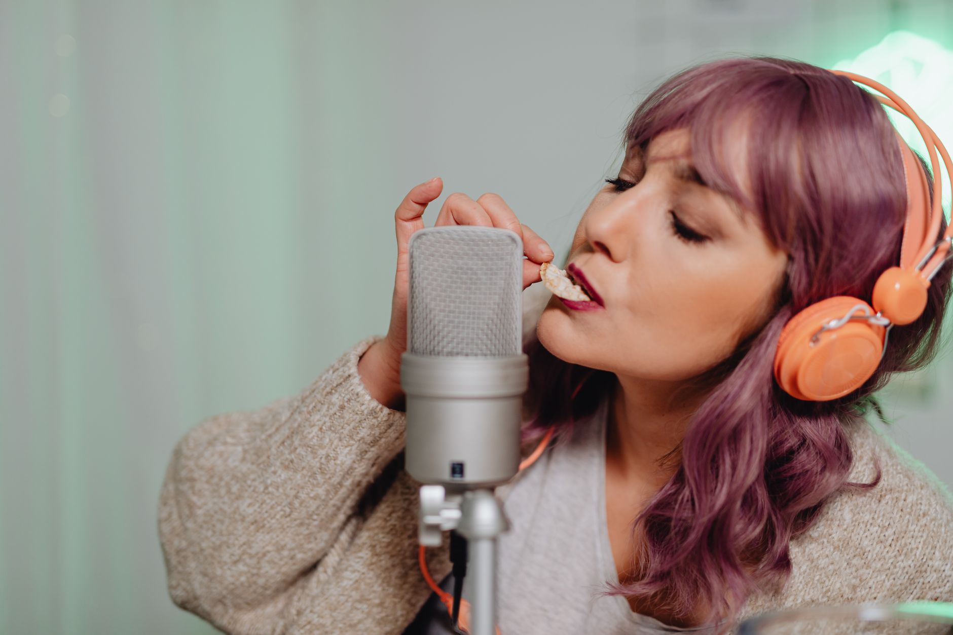 Cómo Crear un Video ASMR Viral - Cortando Objetos con Veo 3