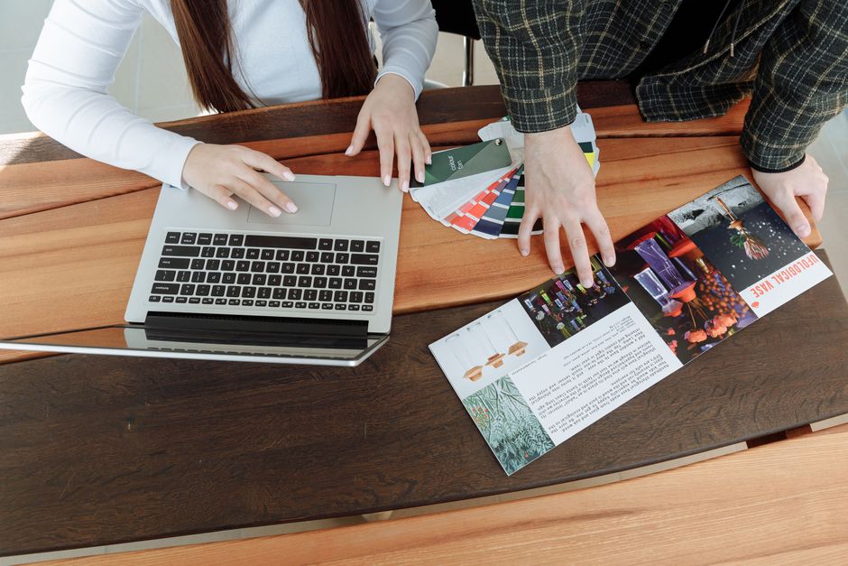 Don’t Put Every Marketing Task on One Person: A Practical Guide to Selecting a Digital Marketing Agency