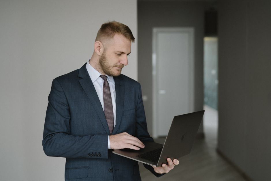 Define Marketing Goals and Required AI Roles