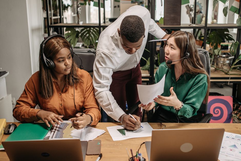 Personalization, Analytics, and Seamless CX – Understanding Customer Segments