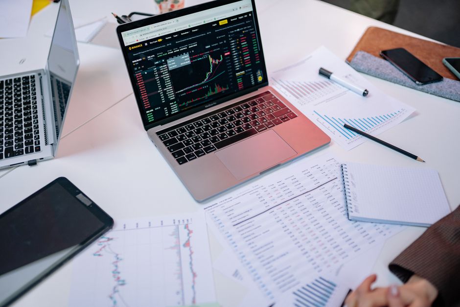 Framework for evaluating and comparing platforms in 2025