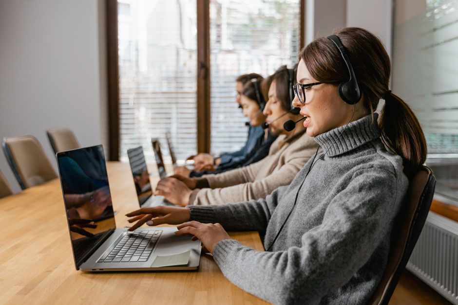 How to Add AI to Your CRM Without Disrupting Sales Workflows How to Add AI to Your CRM Without Disrupting Sales Workflows